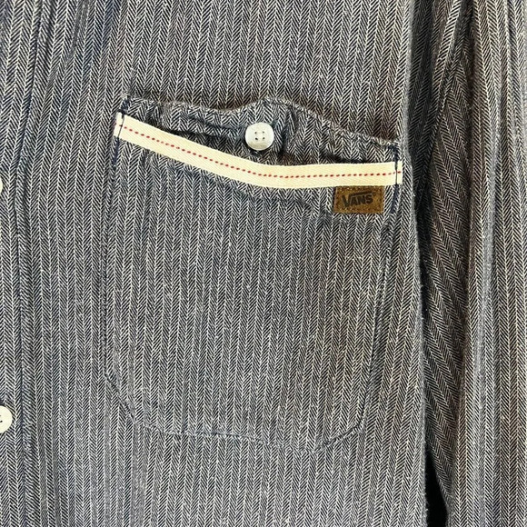 Vans Mens Button Up Shirt Large Blue White Striped Front Pocket Logo 100% Cotton - Picture 3 of 8